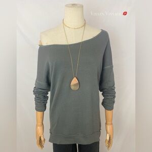 🎄SALE🎄VINTAGE Y2K SLOUCHY FRAYED RAW HEM WIDE NECK TUNIC SWEATER IN GRAY